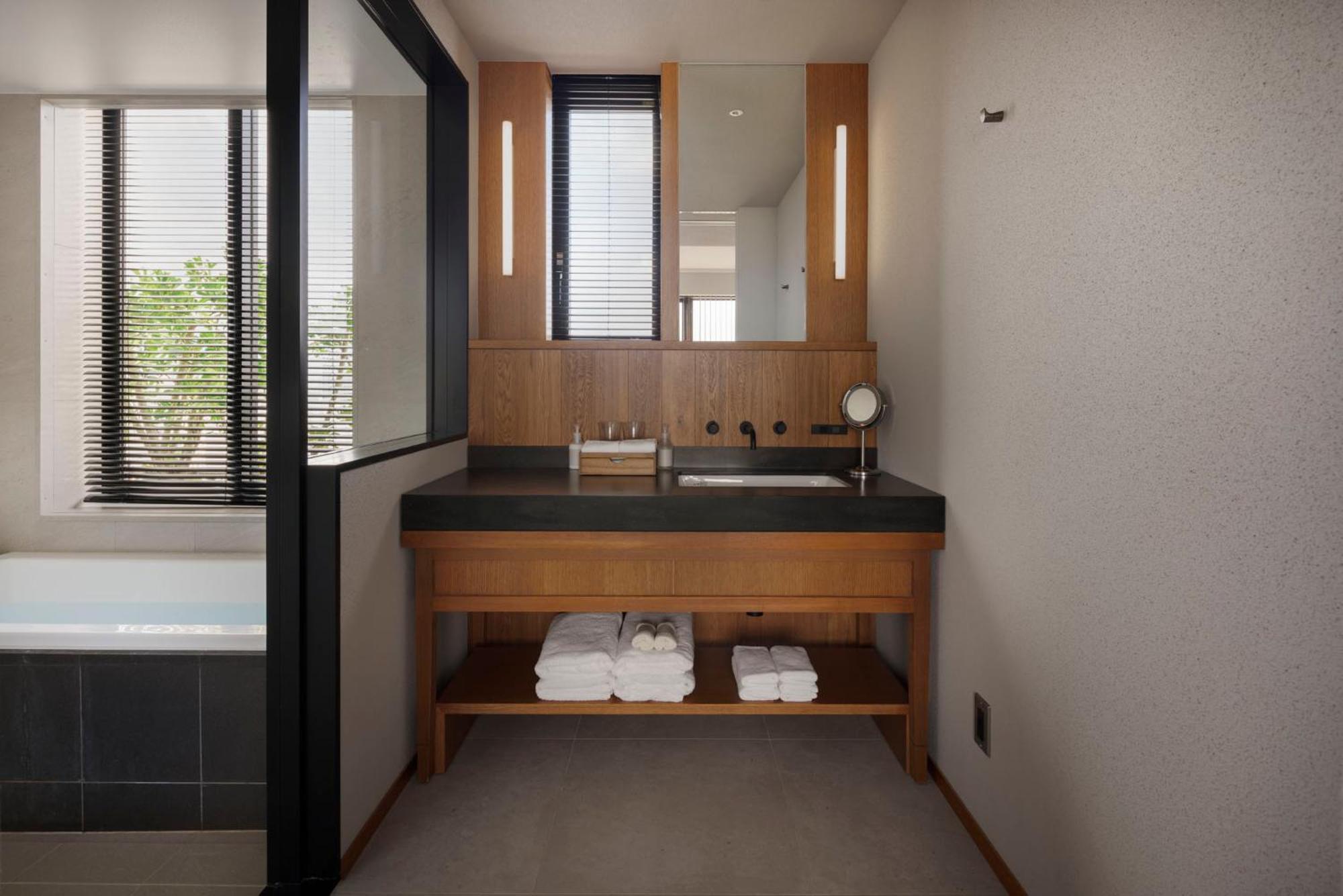 Southwest Grand Hotel Naha Ngoại thất bức ảnh